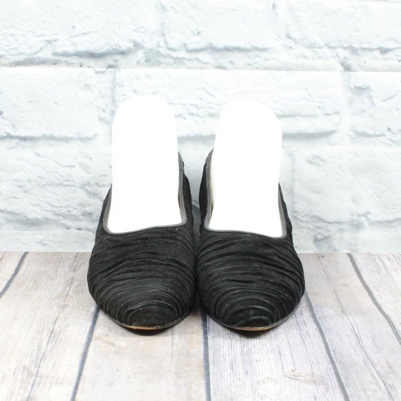 Saks Fifth Avenue Black Suede Pleated Leather Sole Pumps Shoes Size 7 B - Picture 5 of 10